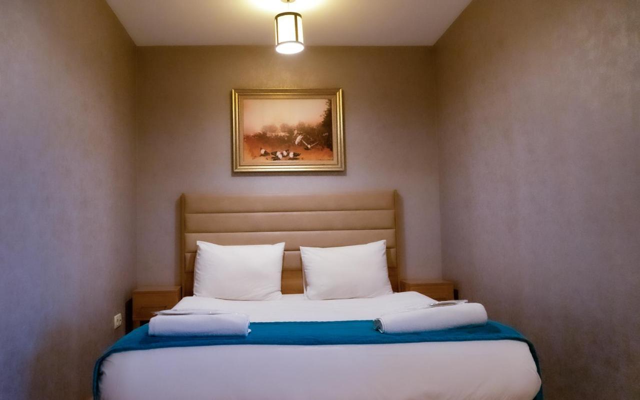 Bursa Suites Apart Otel 外观 照片 A bedroom at the hotel